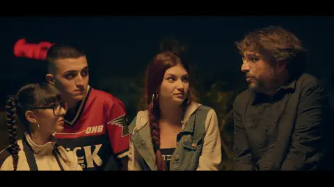 Un grupo de jóvenes hablan con Jordi Évole en Salvados: la mala educación Un grupo de jóvenes hablan con Jordi Évole en Salvados: la mala educación