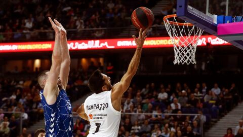 El bse argentino Campazzo anota para el Real Madrid