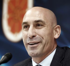 Luis Rubiales habla ante los medios Luis Rubiales habla ante los medios