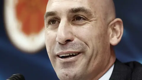 Luis Rubiales habla ante los medios Luis Rubiales habla ante los medios