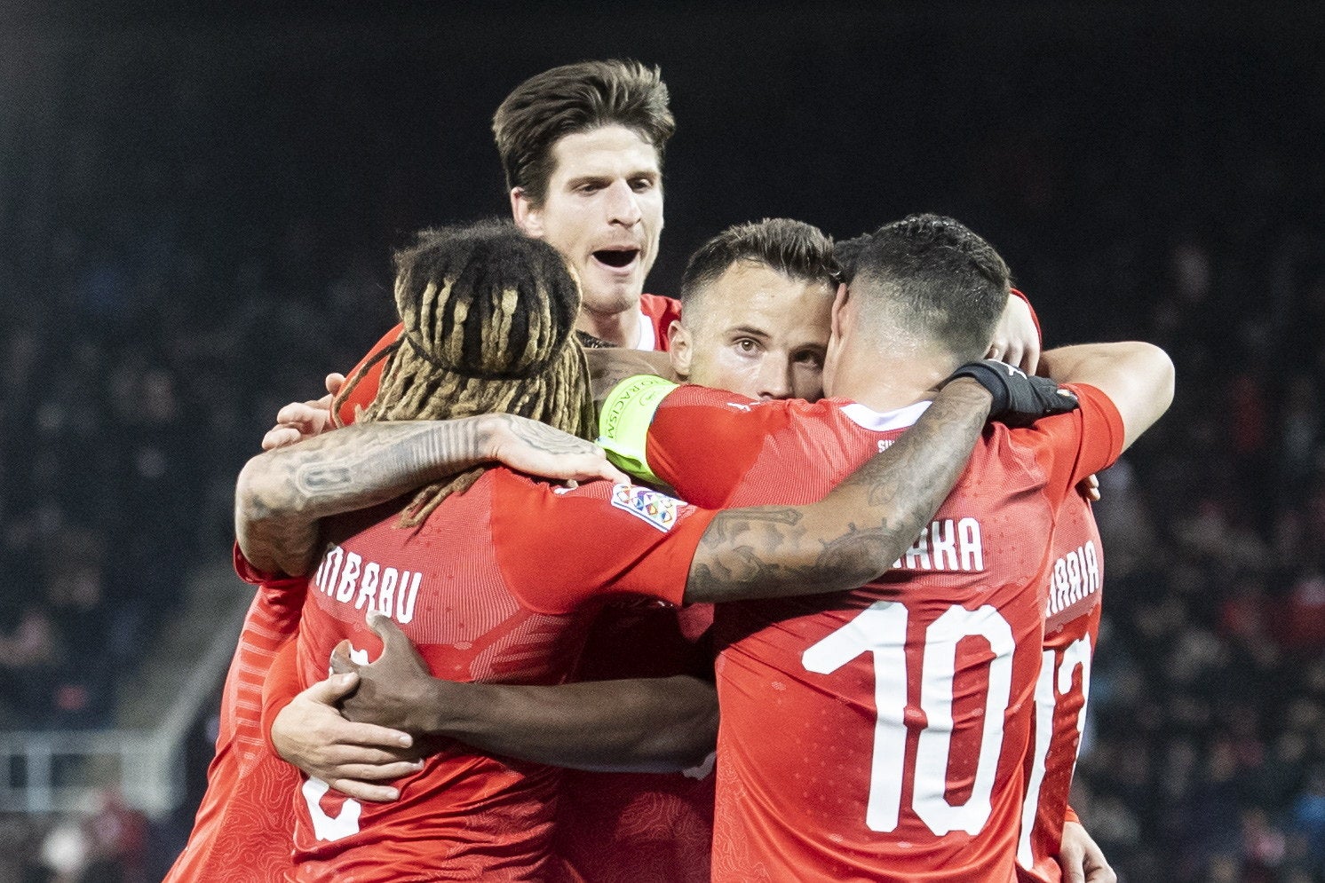 Suiza sorprende a Bélgica en una noche mágica y logra el billete a la Final Four Suiza sorprende a Bélgica en una noche mágica y logra el billete a la Final Four