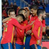 España celebra el gol de Brais 