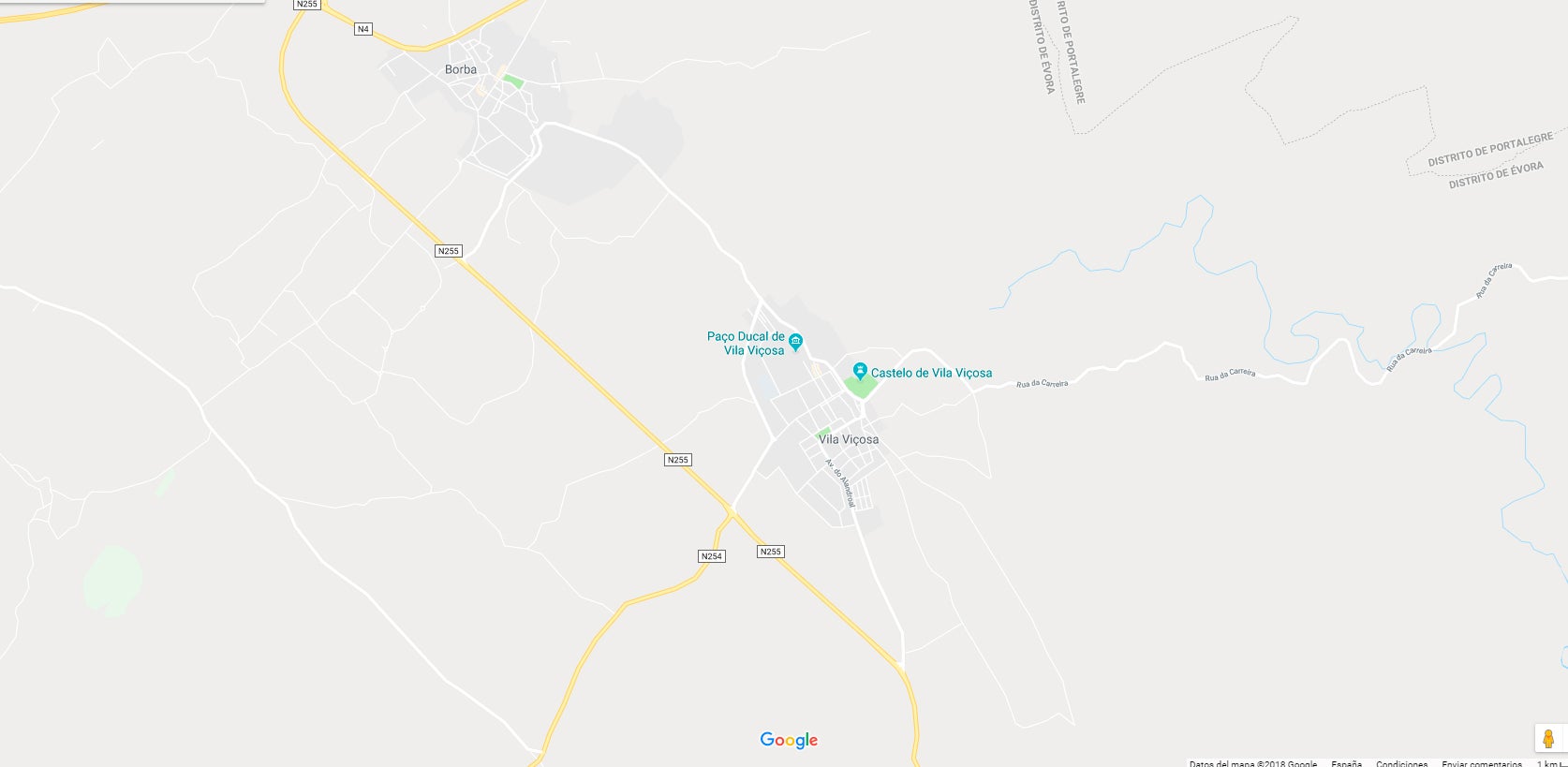 Al menos cuatro personas atrapadas al hundirse una carretera en Portugal Al menos cuatro personas atrapadas al hundirse una carretera en Portugal