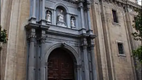 Iglesia del Sagrario de la Catedral Convocan misa a Franco