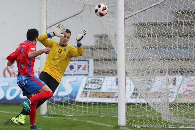 A UDO gaña sufrindo. UD Ourense 1 Porrino Industrial 0 A UDO gaña sufrindo. UD Ourense 1 Porrino Industrial 0