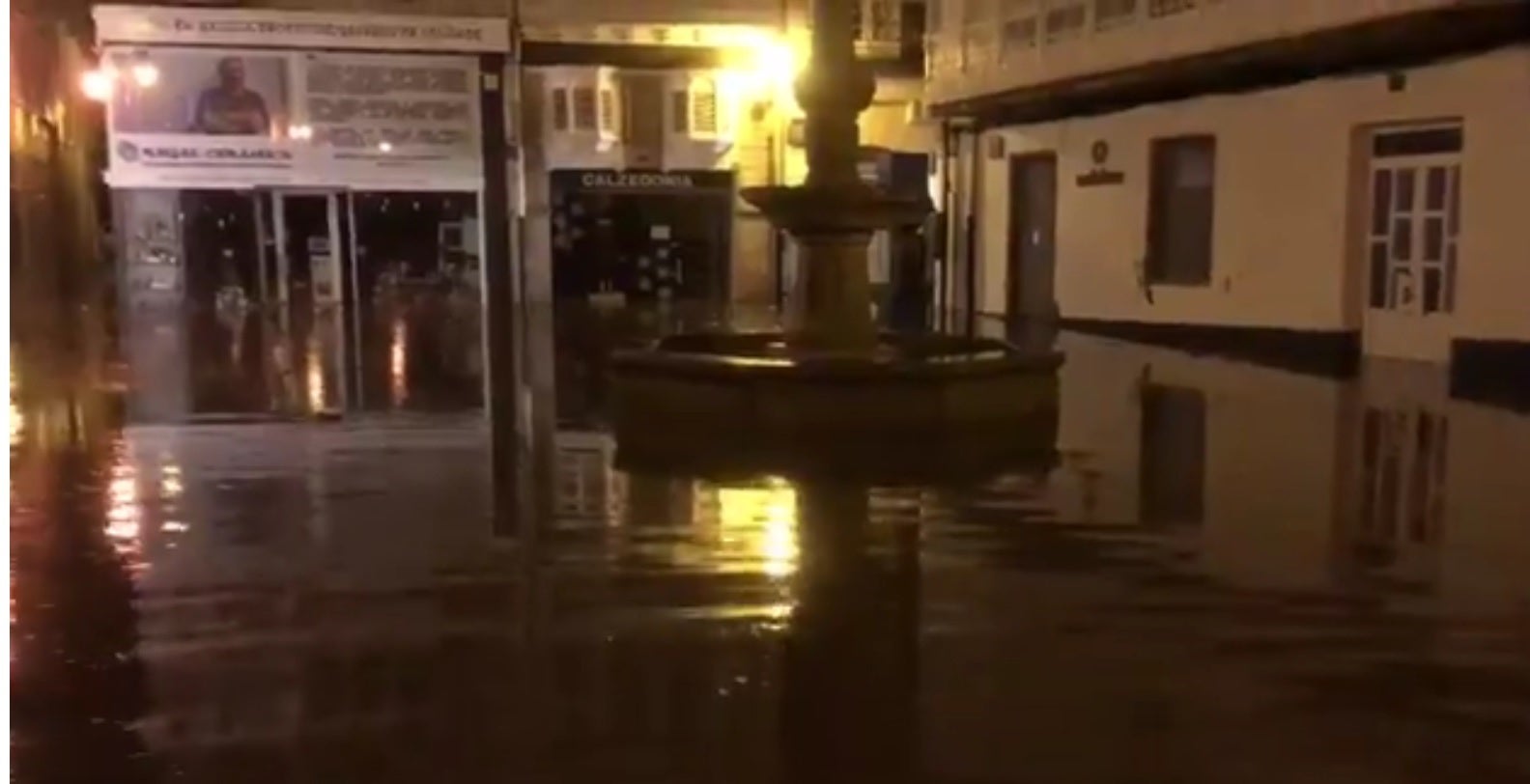 Fallece una mujer en su casa de Viveiro (Lugo) por una tromba de agua Fallece una mujer en su casa de Viveiro (Lugo) por una tromba de agua