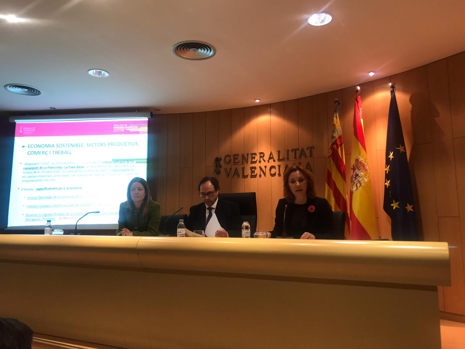 Generalitat reconoce que la economía sufre una deceleración, pero asegura que no ha dejado de crecer Generalitat reconoce que la economía sufre una deceleración, pero asegura que no ha dejado de crecer
