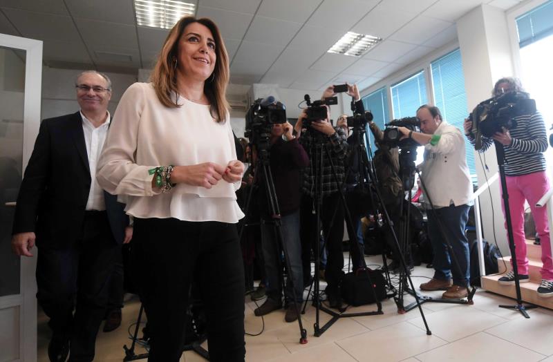 Susana Díaz: "Casado ha usado veinticinco segundos para mentir diez veces" Susana Díaz: "Casado ha usado veinticinco segundos para mentir diez veces"