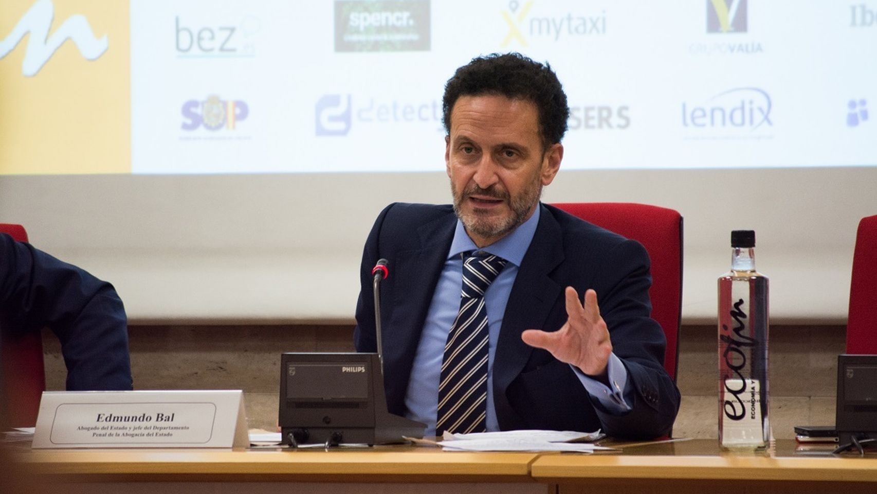 Edmundo Bal: "Deseo que el presidente del Gobierno desmienta las declaraciones del señor Simón" Edmundo Bal: "Deseo que el presidente del Gobierno desmienta las declaraciones del señor Simón"