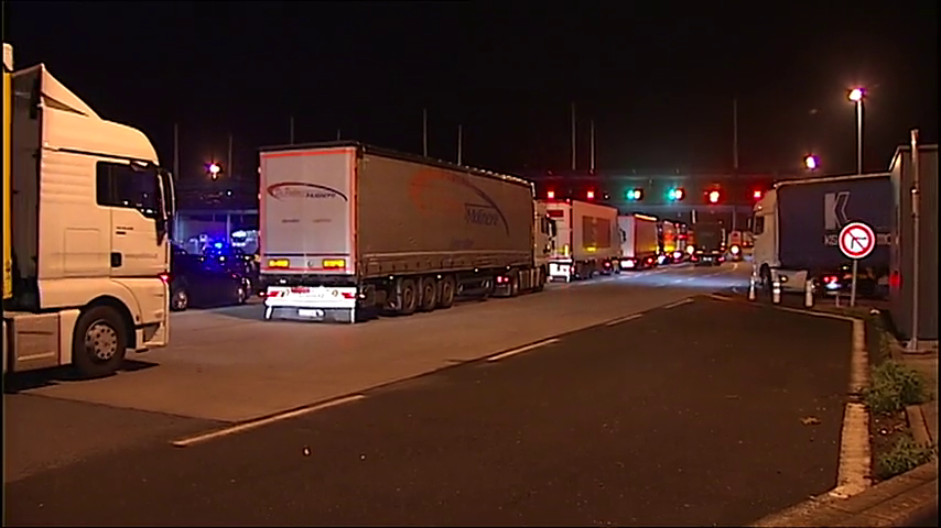 Detenido un camionero español tras disparar a un grupo de "chalecos amarillos" en Béziers Detenido un camionero español tras disparar a un grupo de "chalecos amarillos" en Béziers