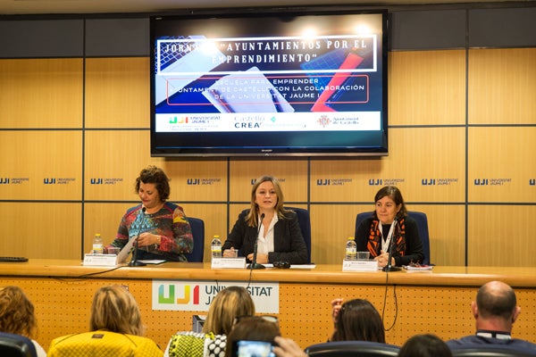 Castellón celebra la primera Jornada de Ayuntamientos por el Emprendimiento en la UJi Castellón celebra la primera Jornada de Ayuntamientos por el Emprendimiento en la UJi