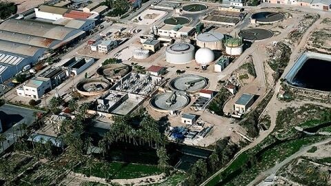 Vista a&eacute;rea de la depuradora de Algor&oacute;s de Elche