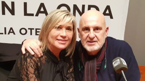 Ant&oacute;n Freixa con Julia Otero en Onda Cero. 