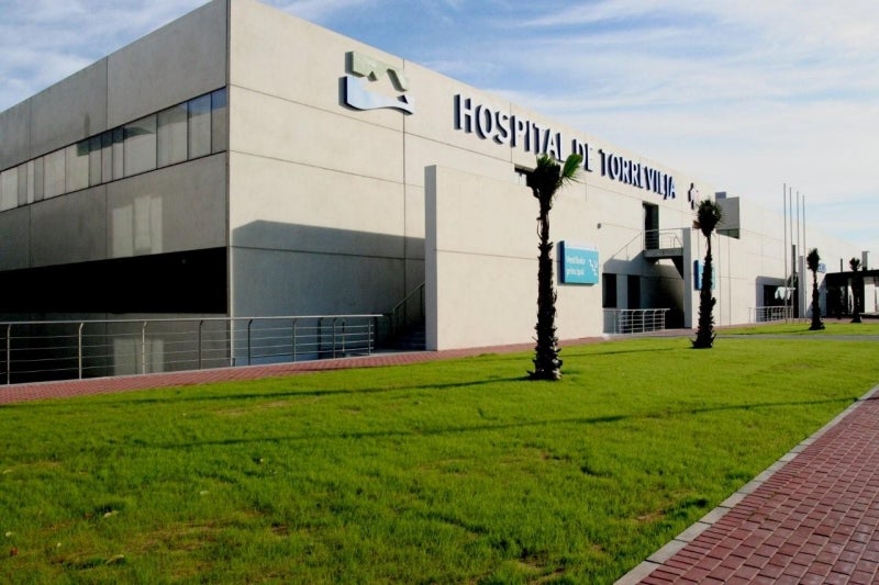 Hoy hemos realizado nuestro programa desde el Hospital Universitario de Torrevieja con motivo del 12 aniversario de su puesta en marcha Hoy hemos realizado nuestro programa desde el Hospital Universitario de Torrevieja con motivo del 12 aniversario de su puesta en marcha