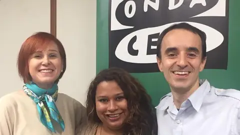 Gasteiz En Conexión! Hoy a las 18.30, en el Centro Cívico Aldabe de Vitoria-Gasteiz Diferentes historias que se conectan por y para las mujeres.