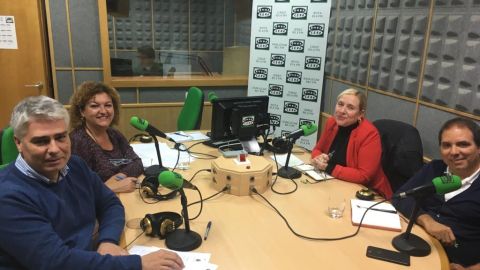 Tertulia pol&iacute;tica, hablamos de vivienda con Eva Tub&iacute;o, Rosa de la Flor, Vicente S&aacute;nchez y Agust&iacute;n Paloma.