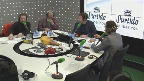 El Monaguillo, preocupado porque no encuentra su sección en el guión El Monaguillo, preocupado porque no encuentra su sección en el guión