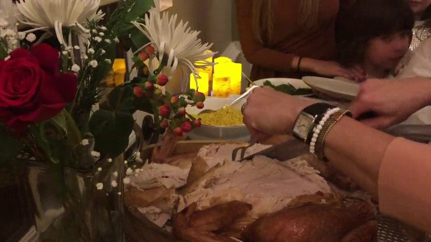 HUMOR | Eusebio nos enseña las tradiciones de Acción de nadas HUMOR | Eusebio nos enseña las tradiciones de Acción de nadas