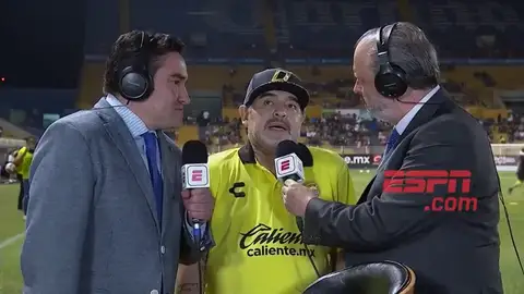 Maradona se colapsa en al ser preguntado por la liga mexicana Maradona se colapsa en al ser preguntado por la liga mexicana