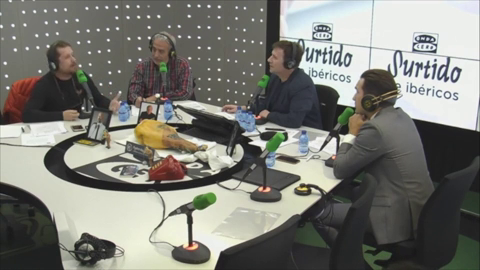 El drama de El Monaguillo: "Me bebo el liquidillo del bote de espárragos y cuando hago pipí huele fuerte" El drama de El Monaguillo: "Me bebo el liquidillo del bote de espárragos y cuando hago pipí huele fuerte"