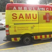 Imagen de archivo de una ambulancia del SAMU en Elche. Imagen de archivo de una ambulancia del SAMU en Elche.