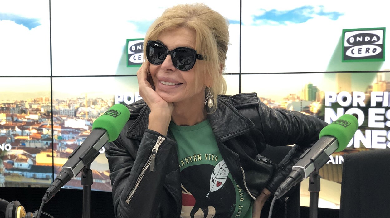 Bibiana Fernández: "Tuve la suerte de conocer a Lola Flores, una de las grandes alegrías de mi vida" Bibiana Fernández: "Tuve la suerte de conocer a Lola Flores, una de las grandes alegrías de mi vida"