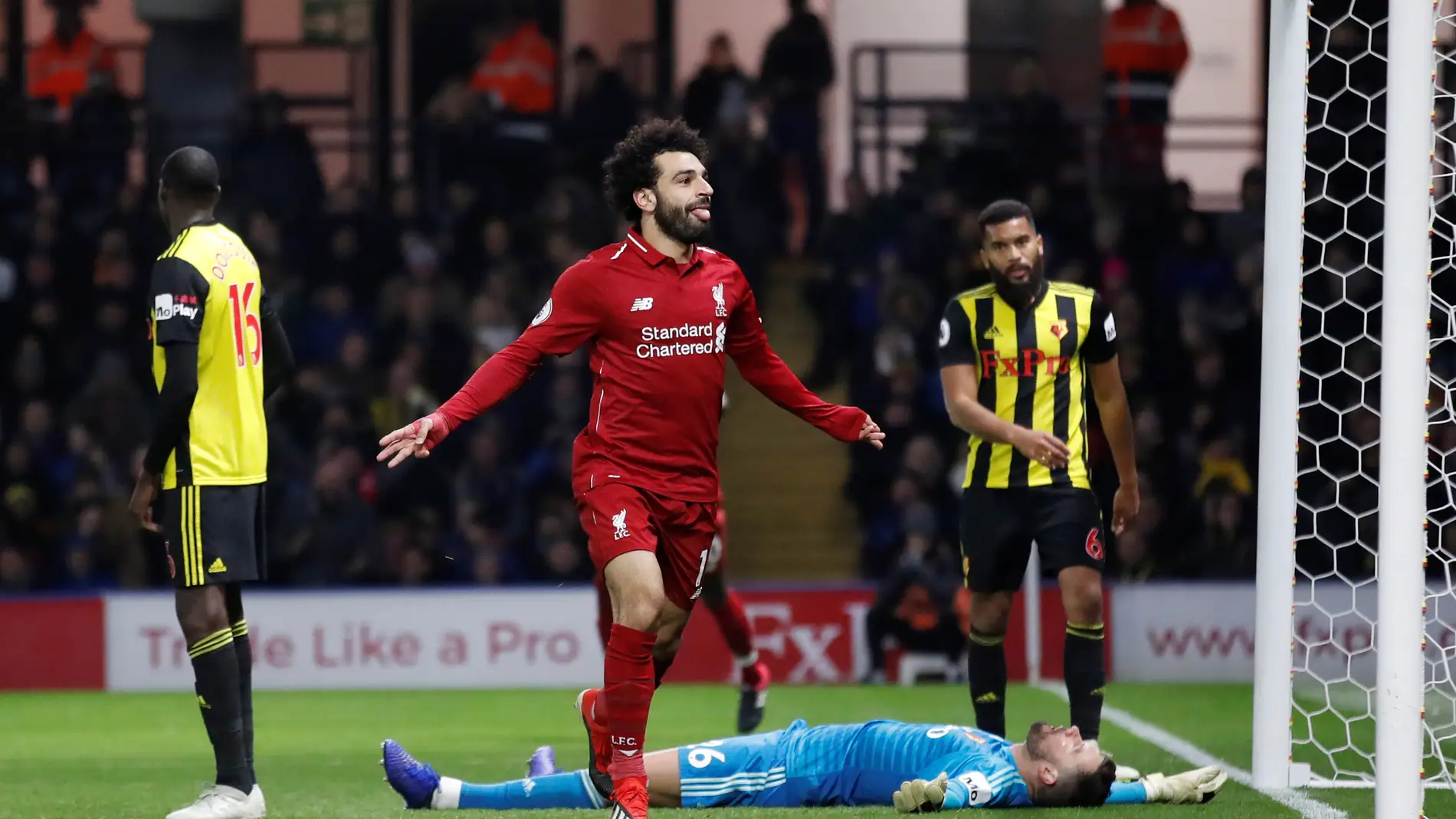 Salah celebra su gol contra el Watford