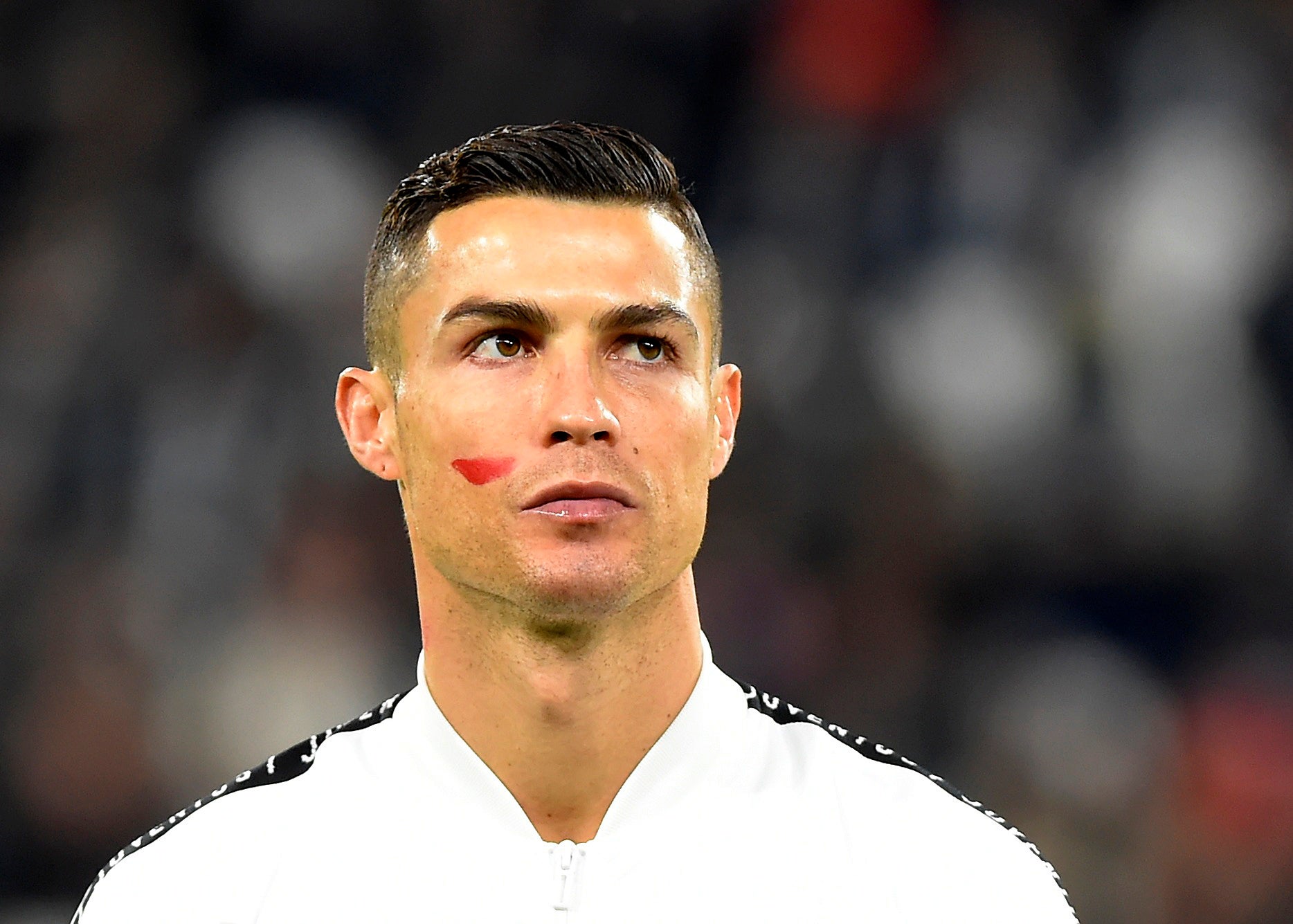 El motivo por el que los jugadores de la Serie A llevaban la cara pintada de rojo El motivo por el que los jugadores de la Serie A llevaban la cara pintada de rojo