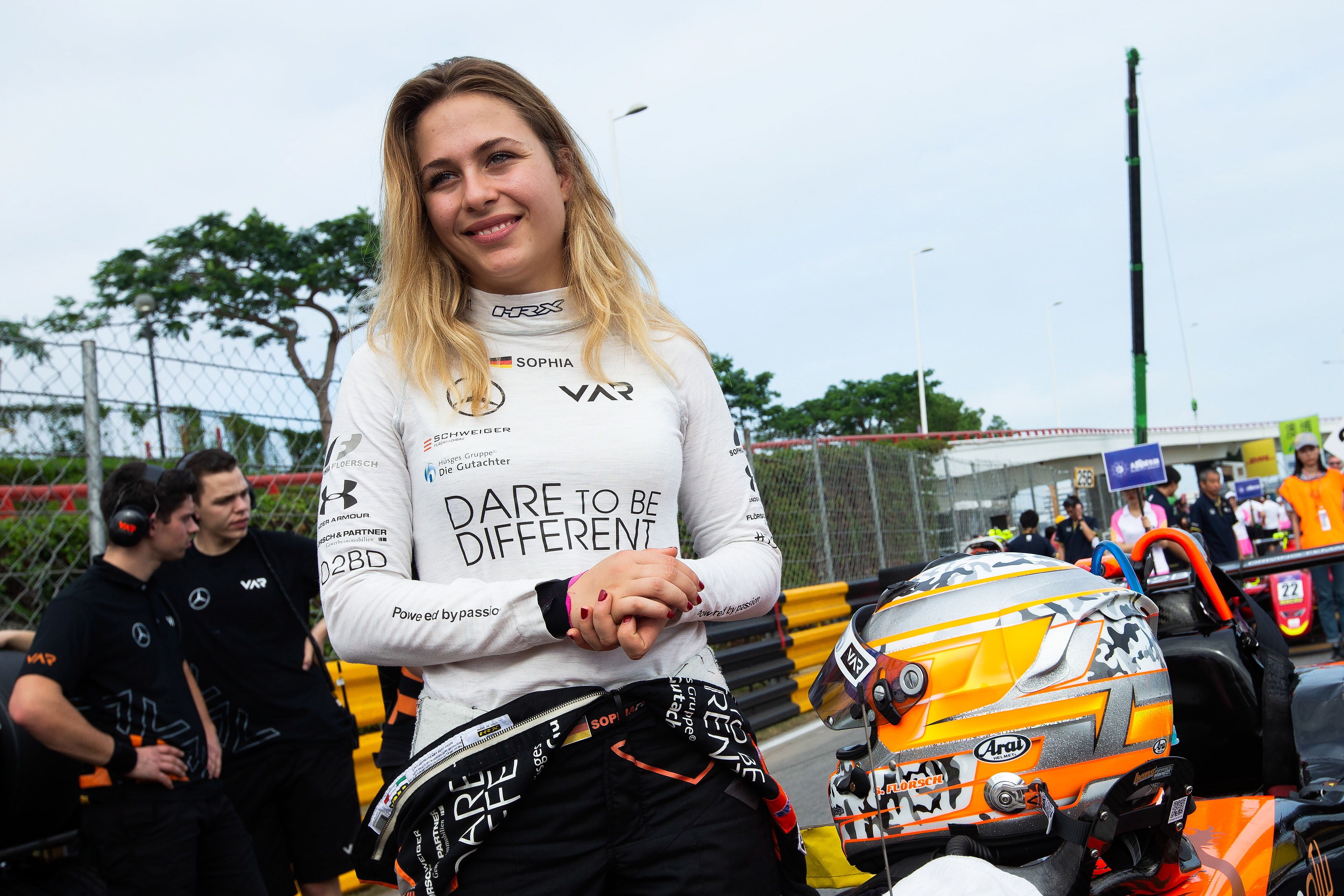 Sophia Floersch abandona el hospital de Macao: "Ahora comienza un nuevo capítulo y estoy deseando que comience" Sophia Floersch abandona el hospital de Macao: "Ahora comienza un nuevo capítulo y estoy deseando que comience"