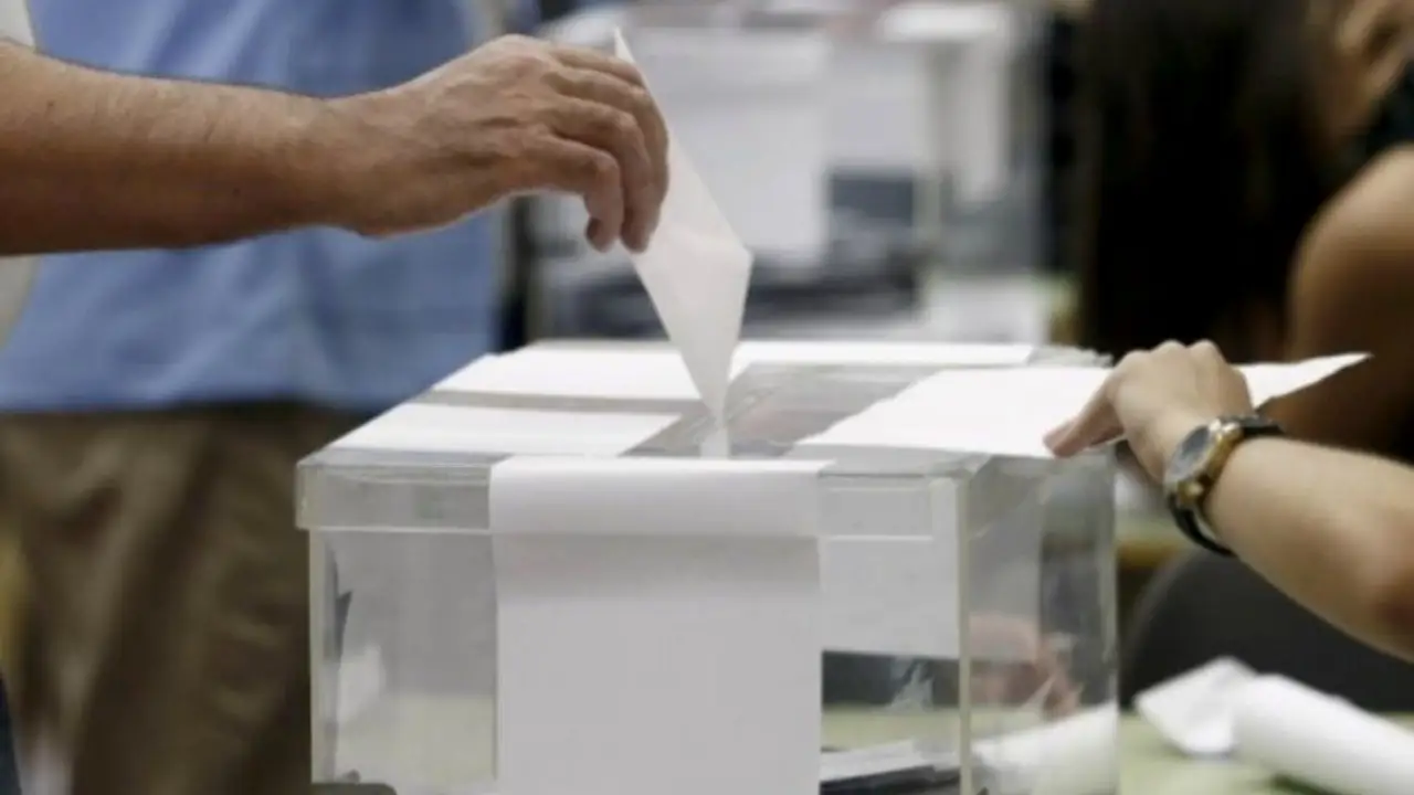 Un ciudadano vota Un ciudadano vota