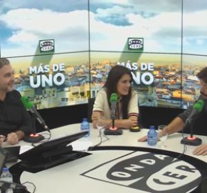 La lógica aplastante que la hija de Álvaro Morte aplica a la vida gracias a las princesas Disney La lógica aplastante que la hija de Álvaro Morte aplica a la vida gracias a las princesas Disney