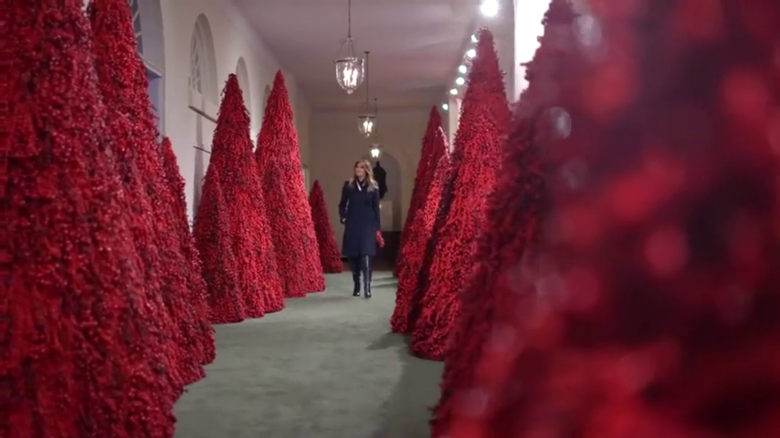 Melania Trump, criticada por la decoración navideña de la Casa Blanca Melania Trump, criticada por la decoración navideña de la Casa Blanca