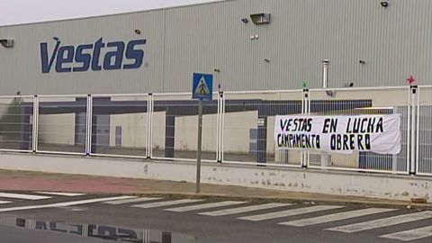 El Gobierno llega a un acuerdo con la compa&ntilde;&iacute;a espa&ntilde;ola Network Steel para crear nuevos empleos en Vestas