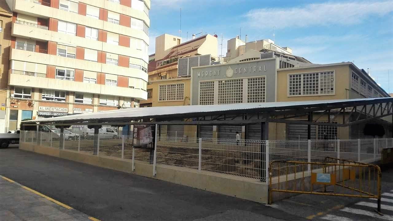 PP y Vox mantienen en Elche el proyecto de mercado central de PSOE y Compromís dando participación en su diseño a los placeros PP y Vox mantienen en Elche el proyecto de mercado central de PSOE y Compromís dando participación en su diseño a los placeros