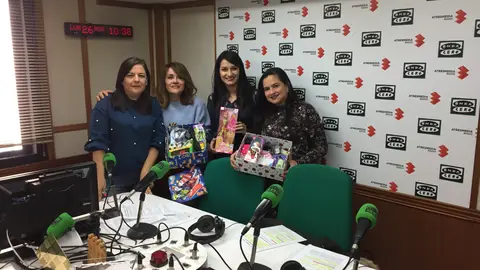 Operacion Niño de la Navidad Cajas solidarias