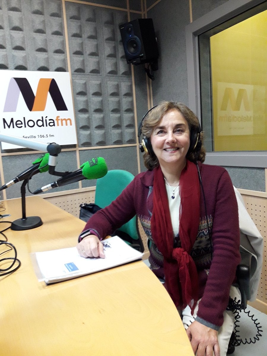 Adela Muñoz: "Las mujeres científicas se vuelven invisibles en España" Adela Muñoz: "Las mujeres científicas se vuelven invisibles en España"