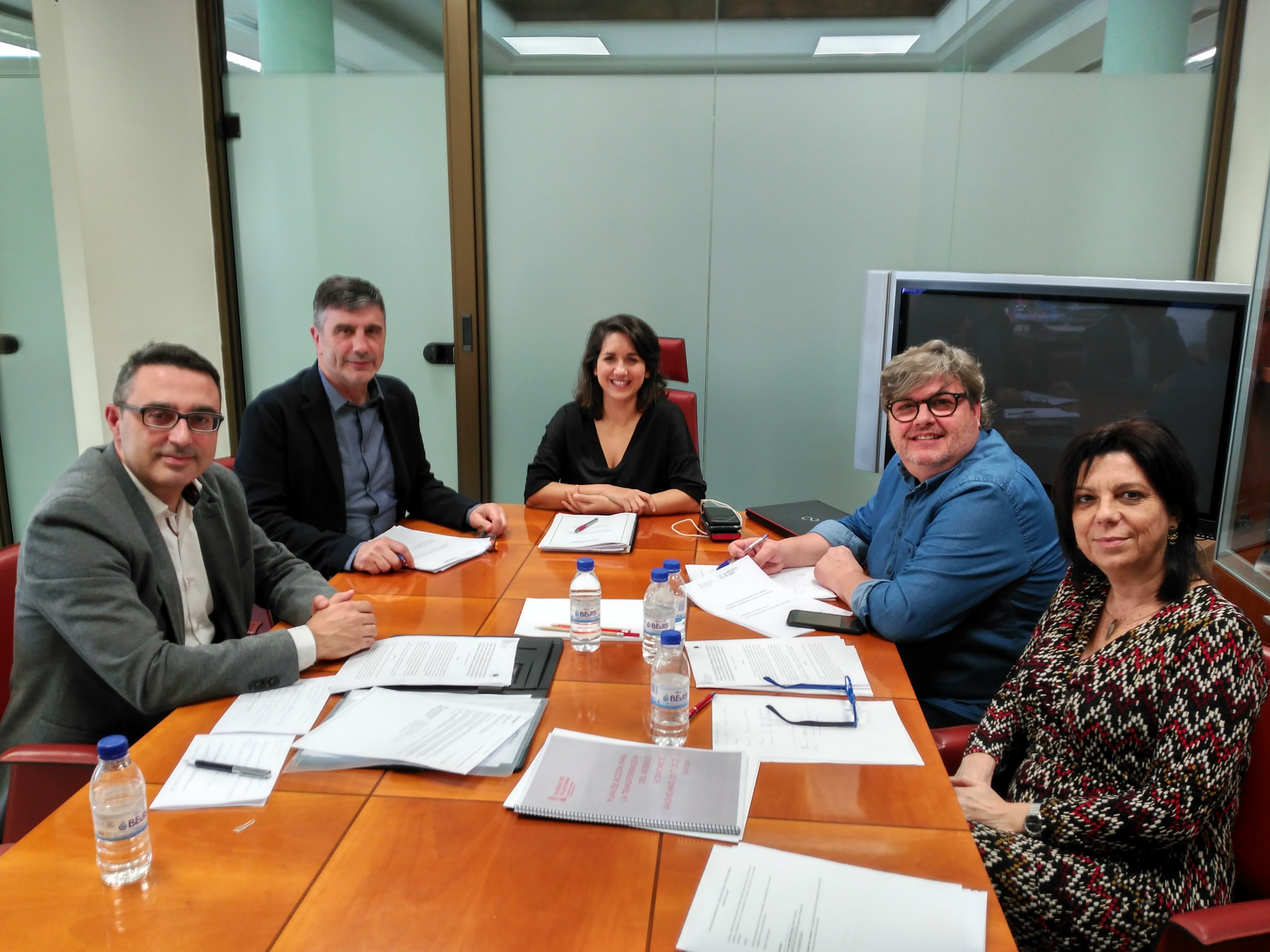 La UJI y la Conselleria de Hacienda ponen en marcha la Cátedra de Transformación del Modelo Económico La UJI y la Conselleria de Hacienda ponen en marcha la Cátedra de Transformación del Modelo Económico