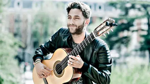 Lucas Carmona Actúa en Granada