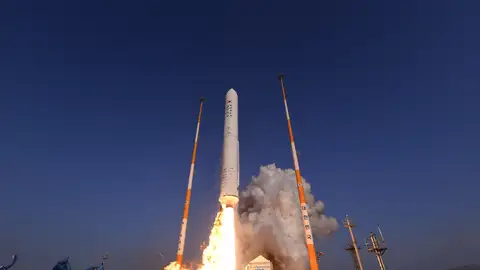 De camino al espacio (28-11-2018) Lanzamiento del cohete Naro-2 en el Centro Espacial Naro en Goheung (Corea del Sur)