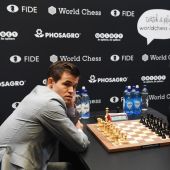 Carlsen vence a Caruana en el campeonato del mundo de ajedrez
