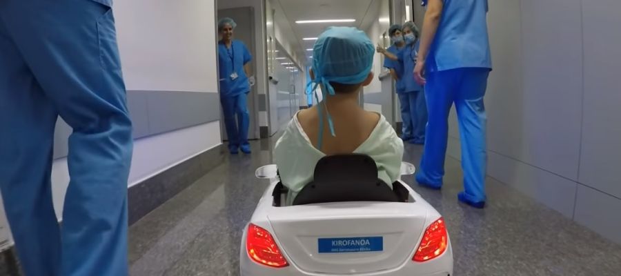 En coche al quirófano En coche al quirófano
