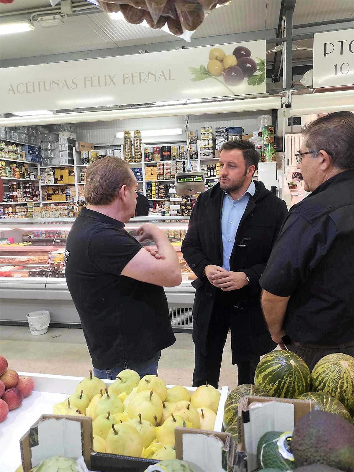 El PP de Elche considera la propuesta de hacer definitivo el mercado central provisional de una “desfachatez” e “improvisación” El PP de Elche considera la propuesta de hacer definitivo el mercado central provisional de una “desfachatez” e “improvisación”