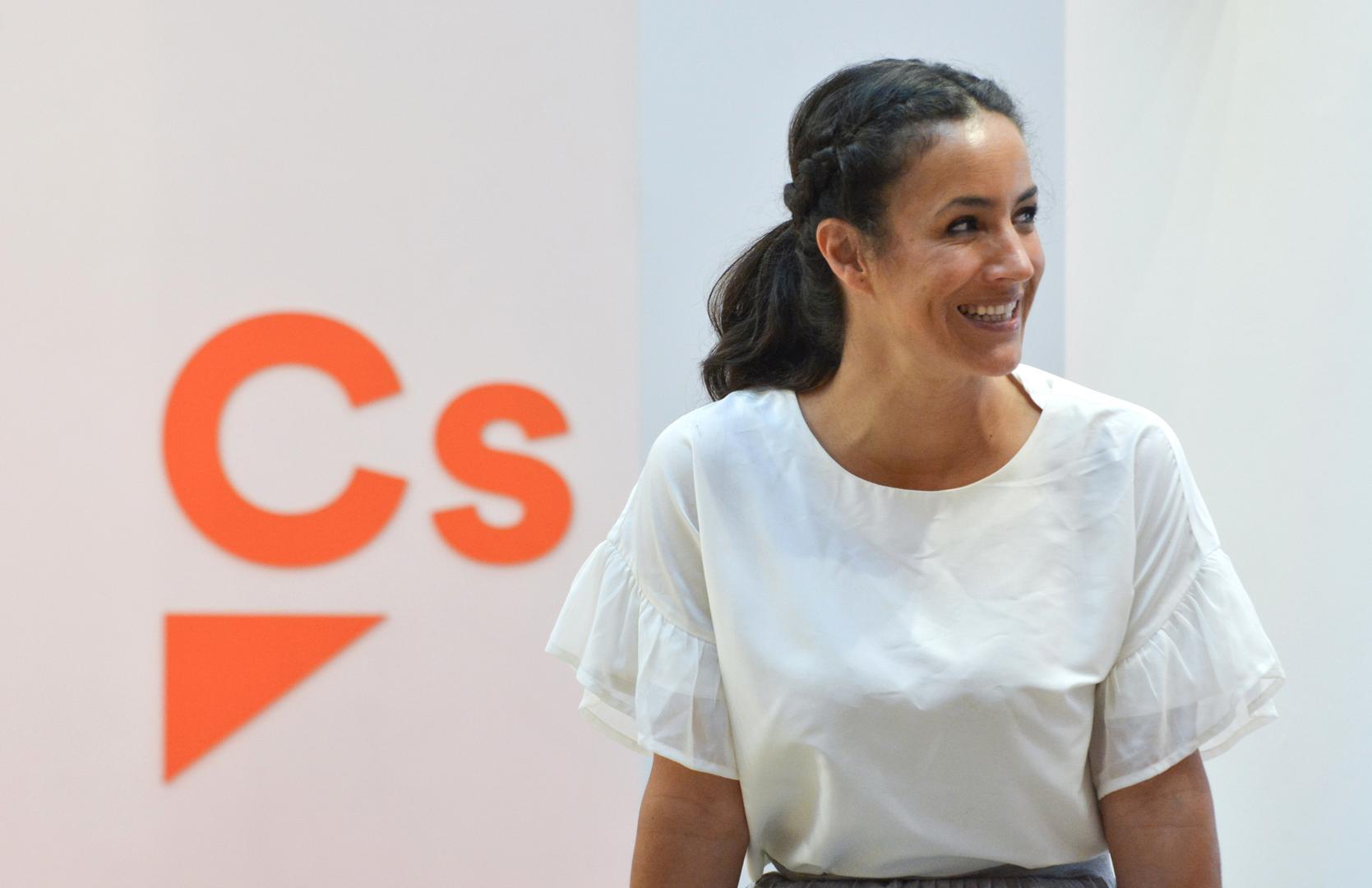 Begoña Villacís y su sociedad patrimonial: "Cuando tuve conciencia subsané el error y lo puse en conocimiento de la secretaría del pleno" Begoña Villacís y su sociedad patrimonial: "Cuando tuve conciencia subsané el error y lo puse en conocimiento de la secretaría del pleno"