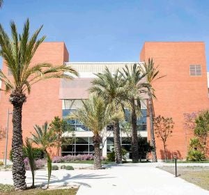 Edificio Altabix de la Universidad Miguel Hernández de Elche. Edificio Altabix de la Universidad Miguel Hernández de Elche.