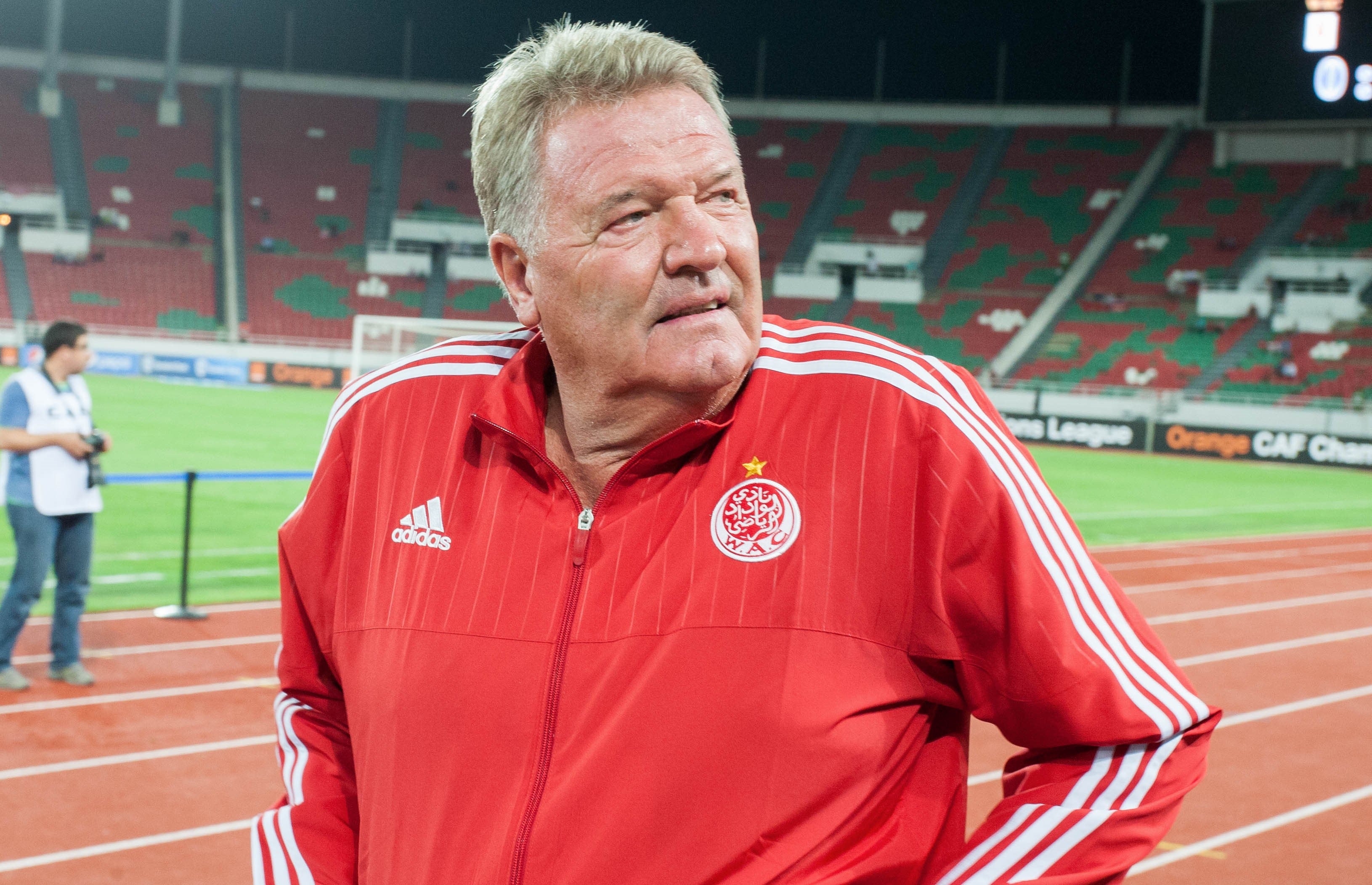 Toshack, sobre Bale: "Debería ser capaz de dar una entrevista en español" Toshack, sobre Bale: "Debería ser capaz de dar una entrevista en español"