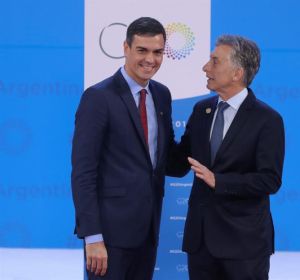 Sánchez junto a Mauricio Macri en la cumbre del G20 Sánchez junto a Mauricio Macri en la cumbre del G20