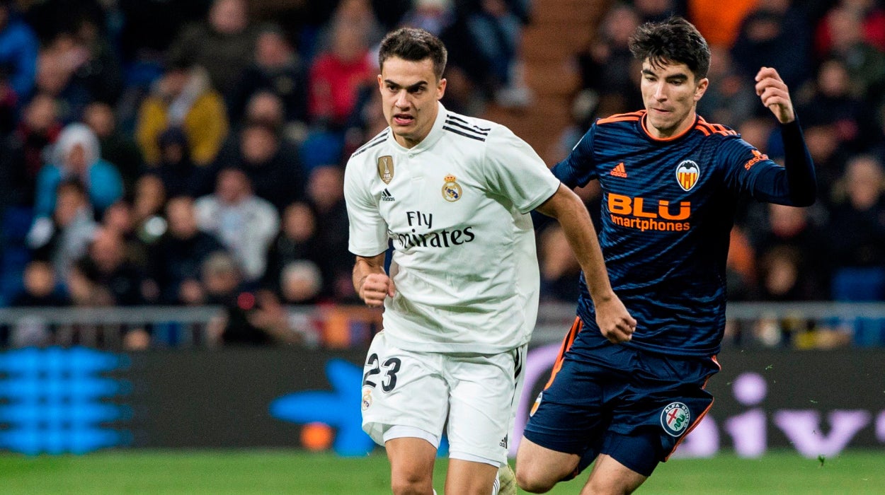 Reguilón sobre su futuro: "Tenemos que sentarnos y hablar con el club sobre cuál es la mejor opción" Reguilón sobre su futuro: "Tenemos que sentarnos y hablar con el club sobre cuál es la mejor opción"