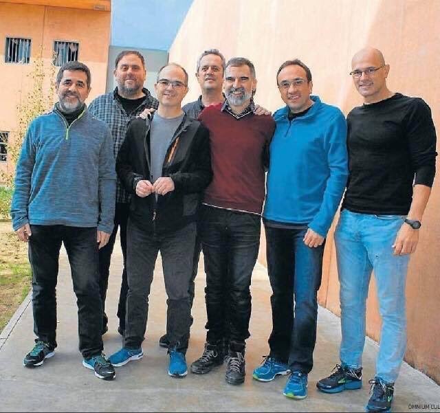 La Fiscalía rechaza poner en libertad a los políticos presos para la campaña del 28A La Fiscalía rechaza poner en libertad a los políticos presos para la campaña del 28A