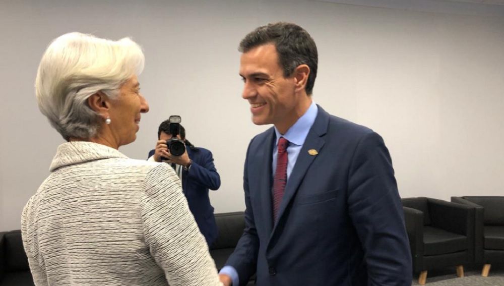 La directora gerente del Fondo Monetario Internacional, Christine Lagarde, junto a Pedro Sánchez