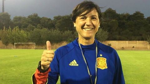 La seleccionadora To&ntilde;a Is. 